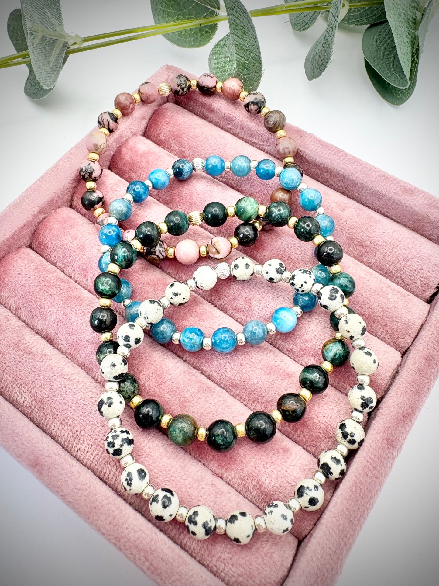 Zambian Emerald Gemstone and Gold Seed Beaded Stretch Bracelet