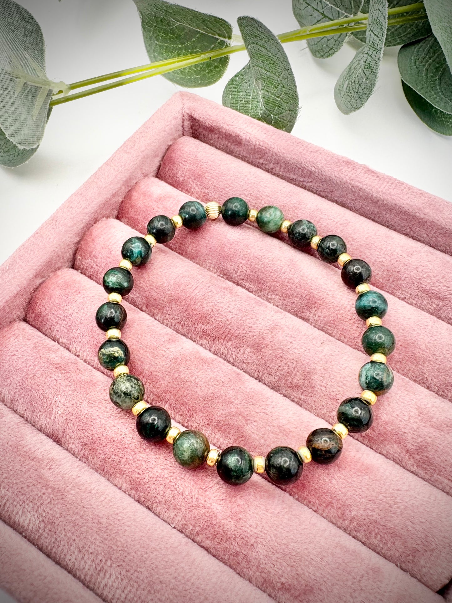 Zambian Emerald Gemstone and Gold Seed Beaded Stretch Bracelet