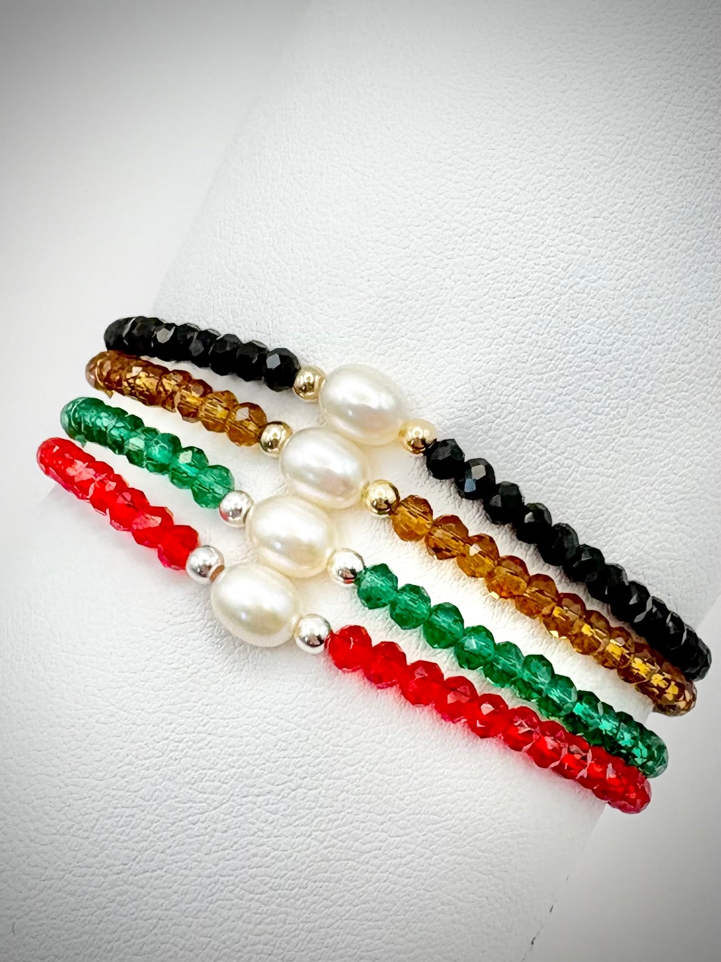 Sparkly Crystal and Freshwater Pearl Beaded Bracelet