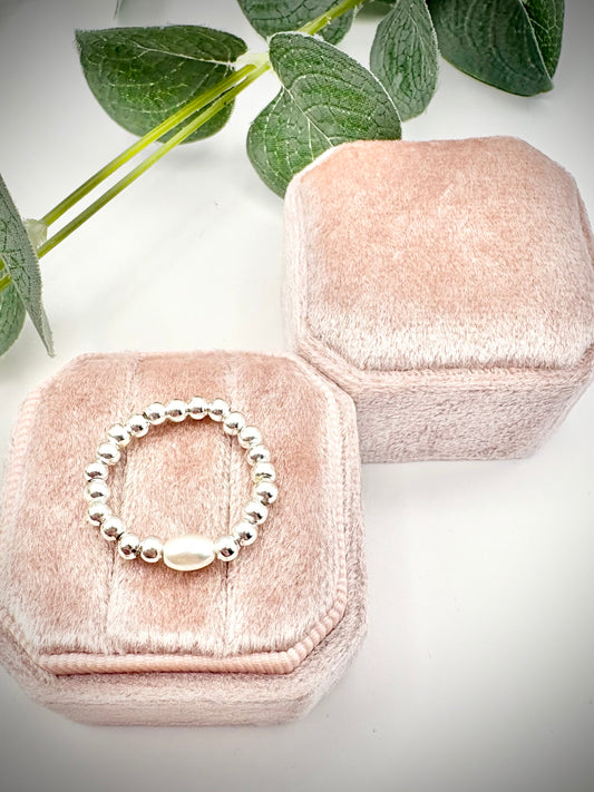 Beaded Stretch Ring with Glass Pearl - Gold or Silver-Plated