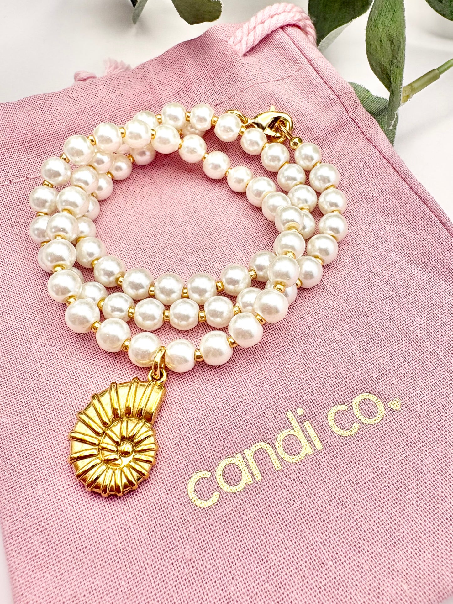 Seashell Charm & Glass Pearl Necklace