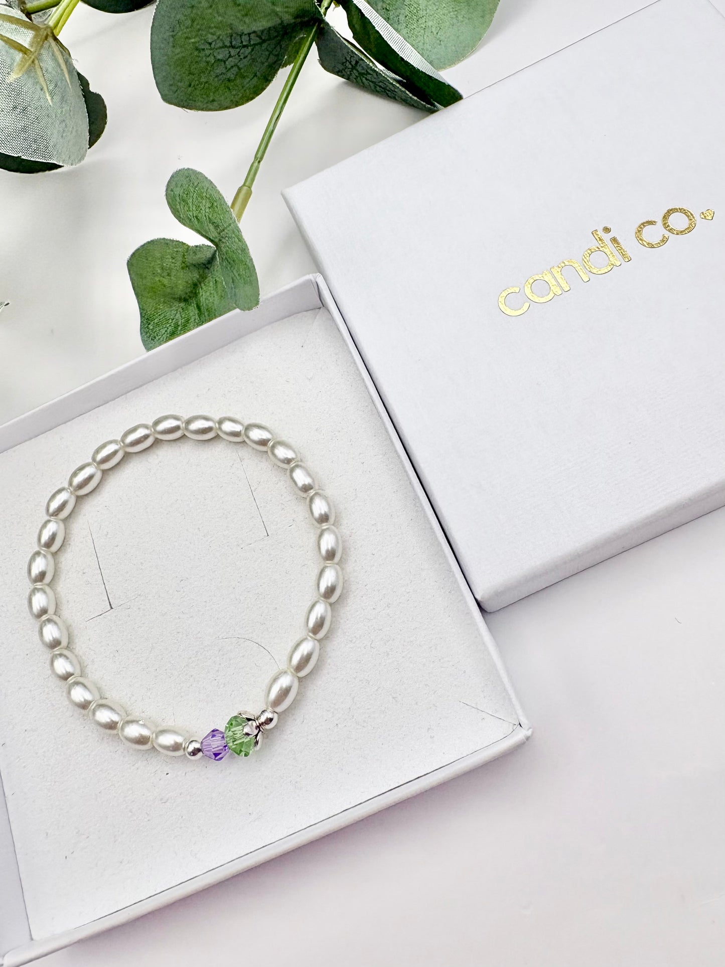 Thistle Glass Oval Pearl Bracelet – Silver-Plated