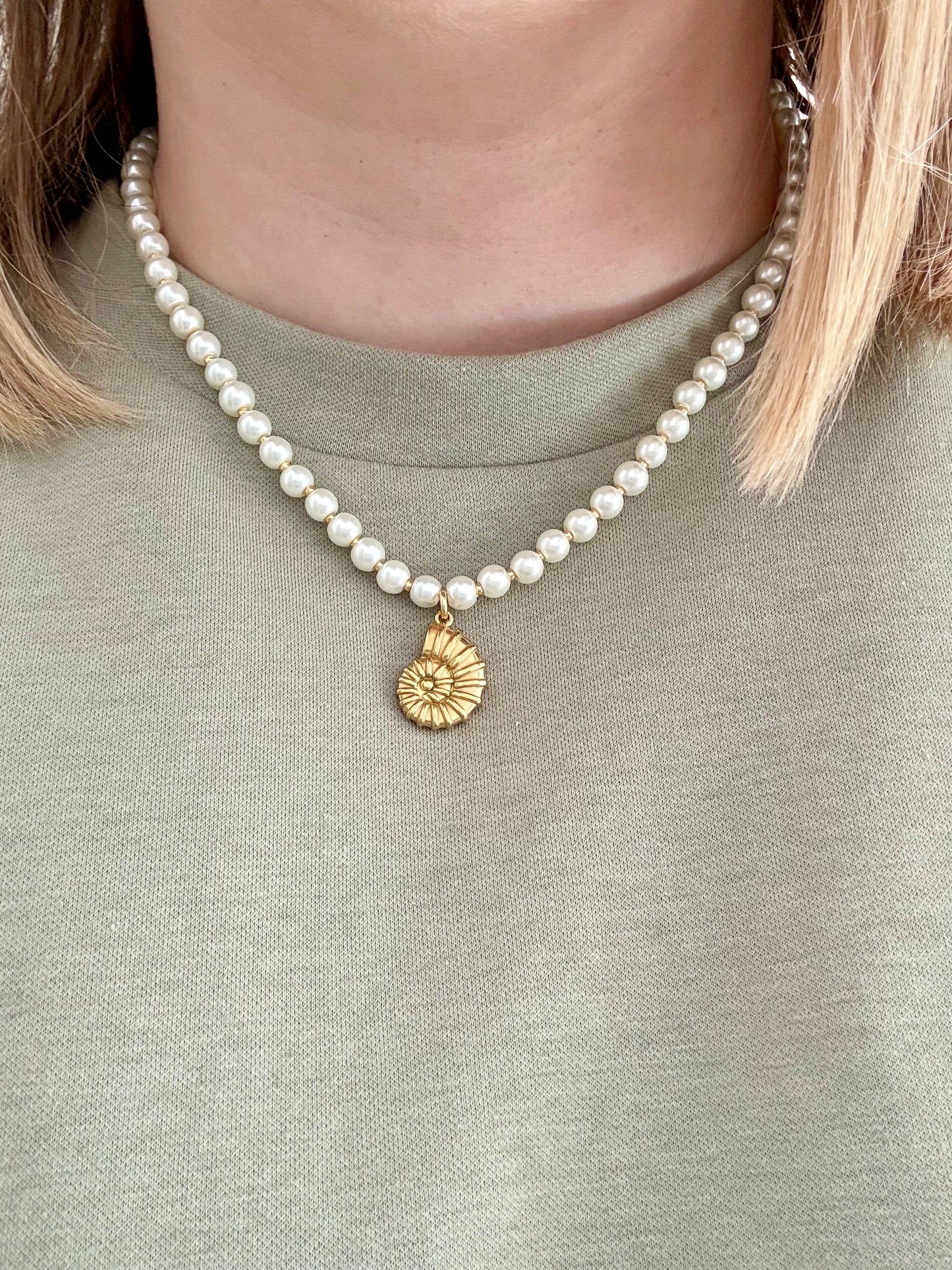 Seashell Charm & Glass Pearl Necklace