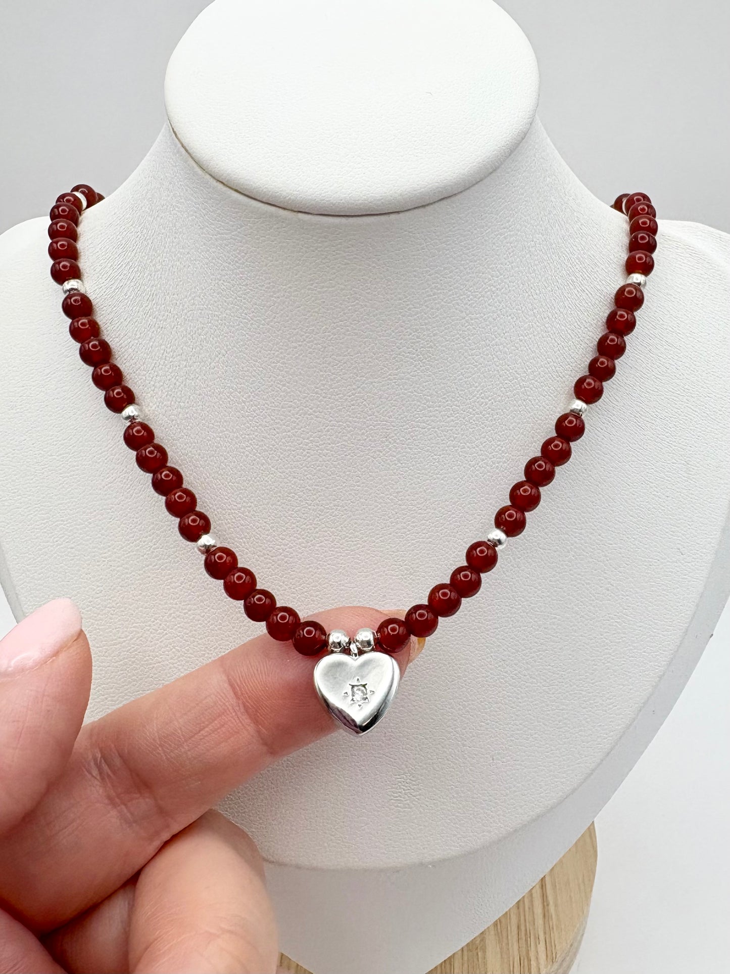 Carnelian Gemstone Necklace With Vintage Heart Charm - Silver-plated