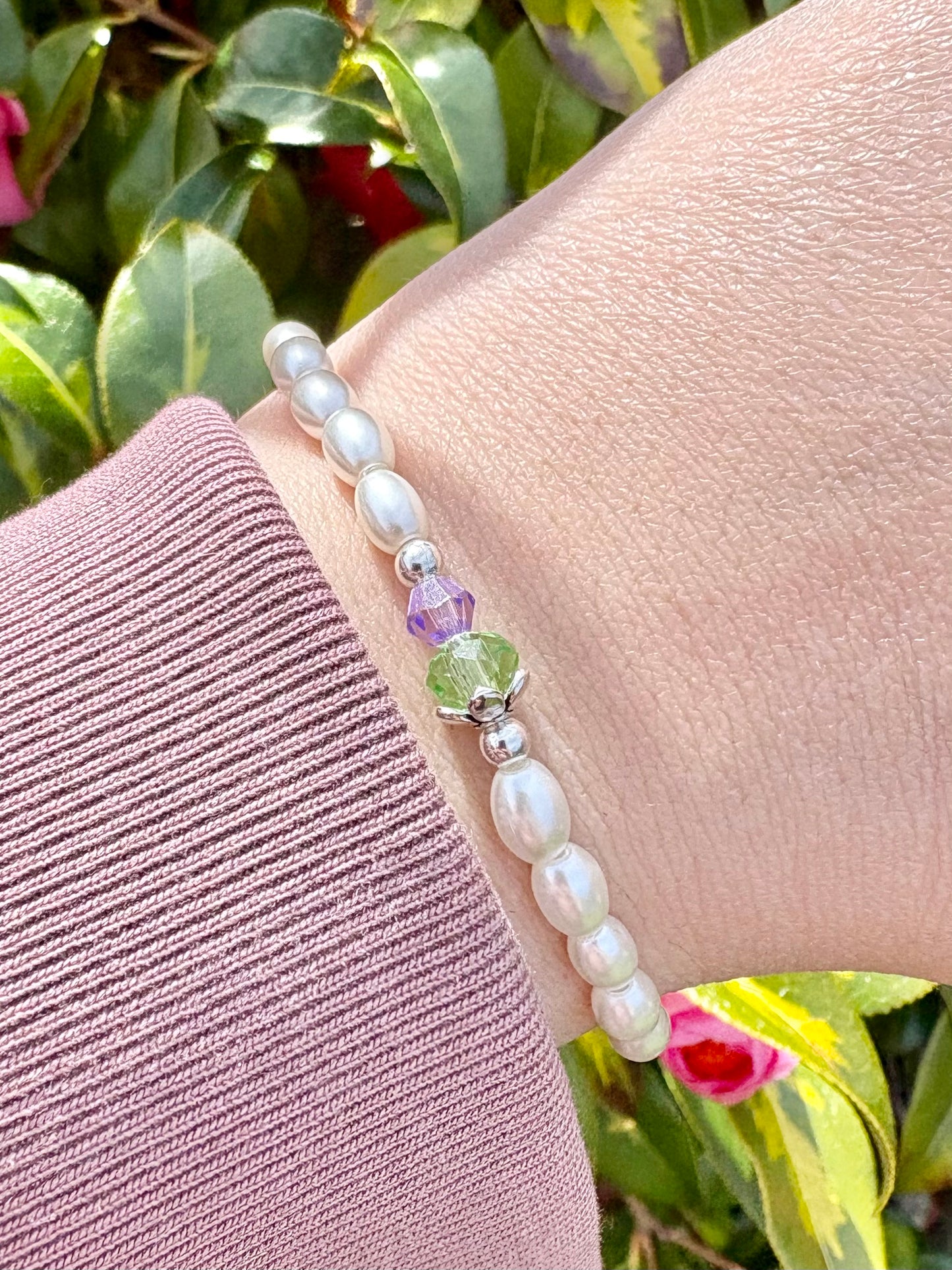 Thistle Glass Oval Pearl Bracelet – Silver-Plated