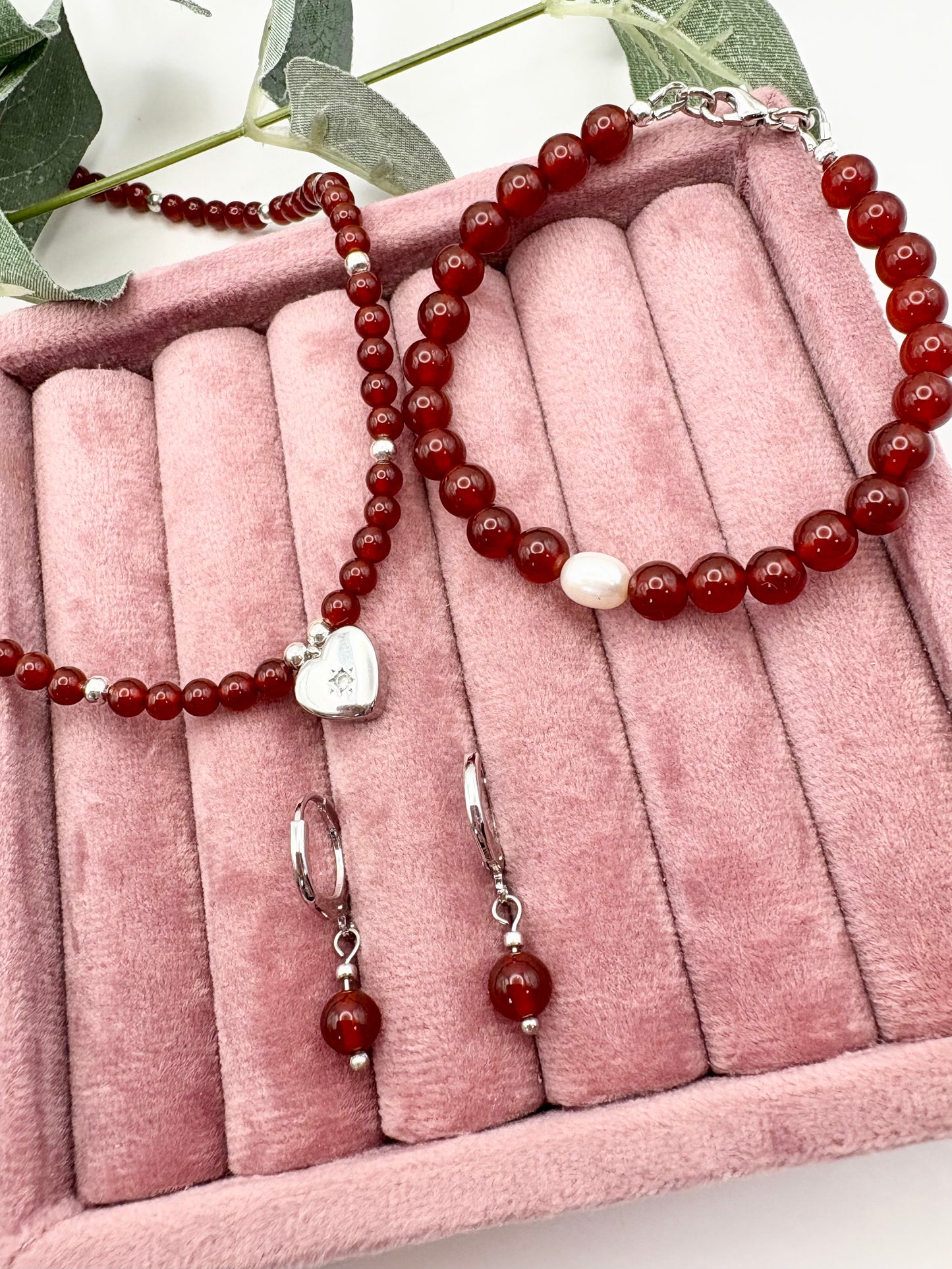 Carnelian Gemstone Necklace With Vintage Heart Charm - Silver-plated