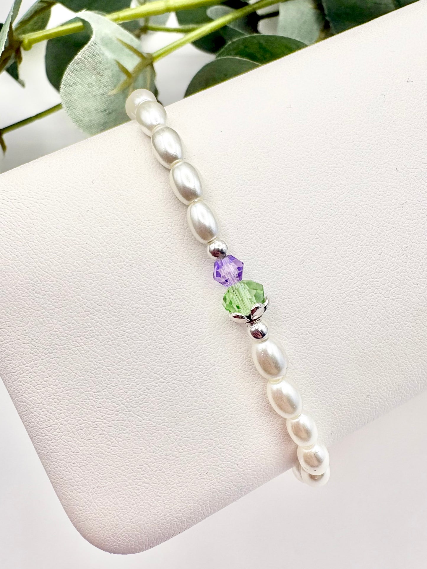 Thistle Glass Oval Pearl Bracelet – Silver-Plated