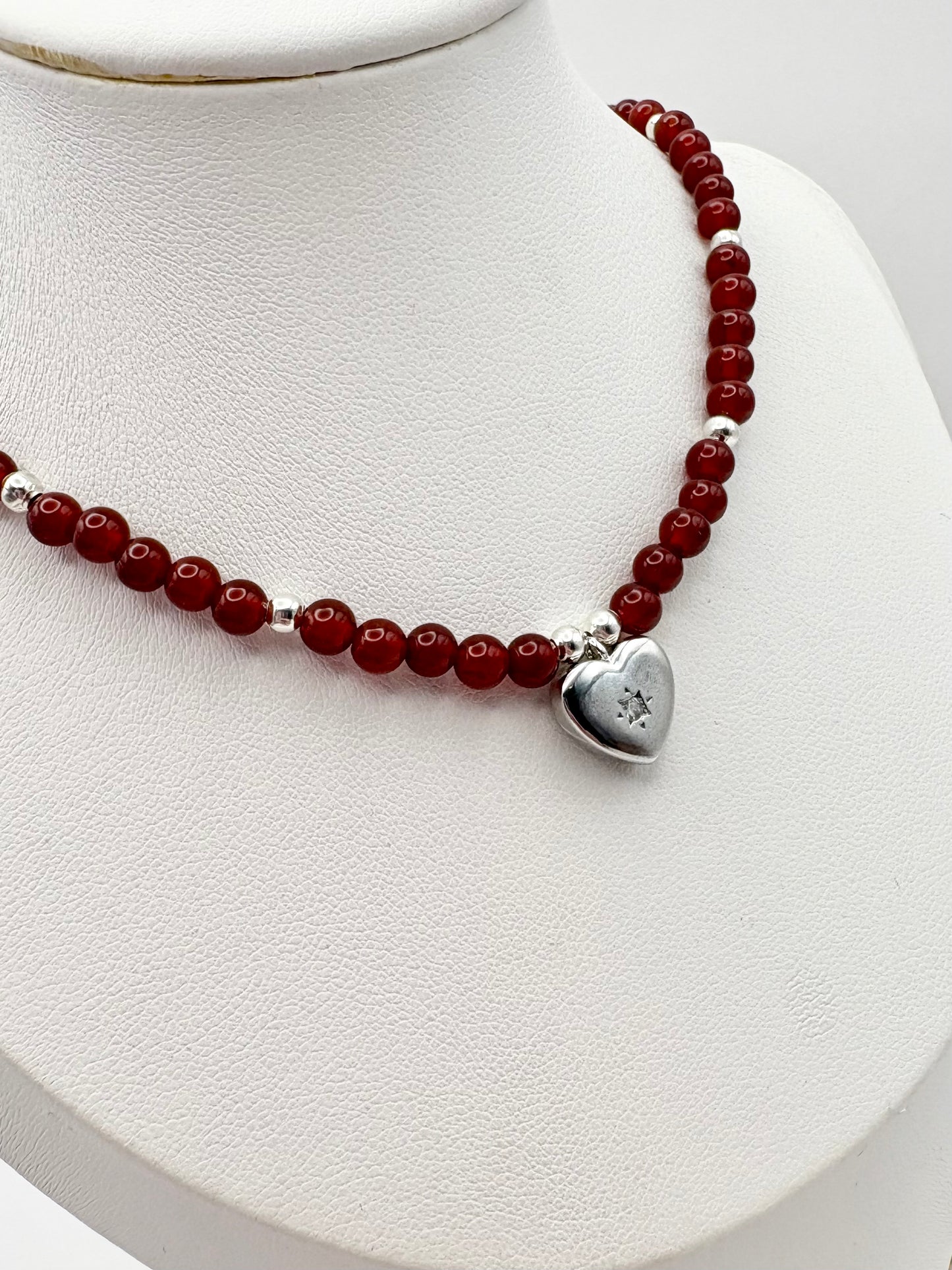 Carnelian Gemstone Necklace With Vintage Heart Charm - Silver-plated