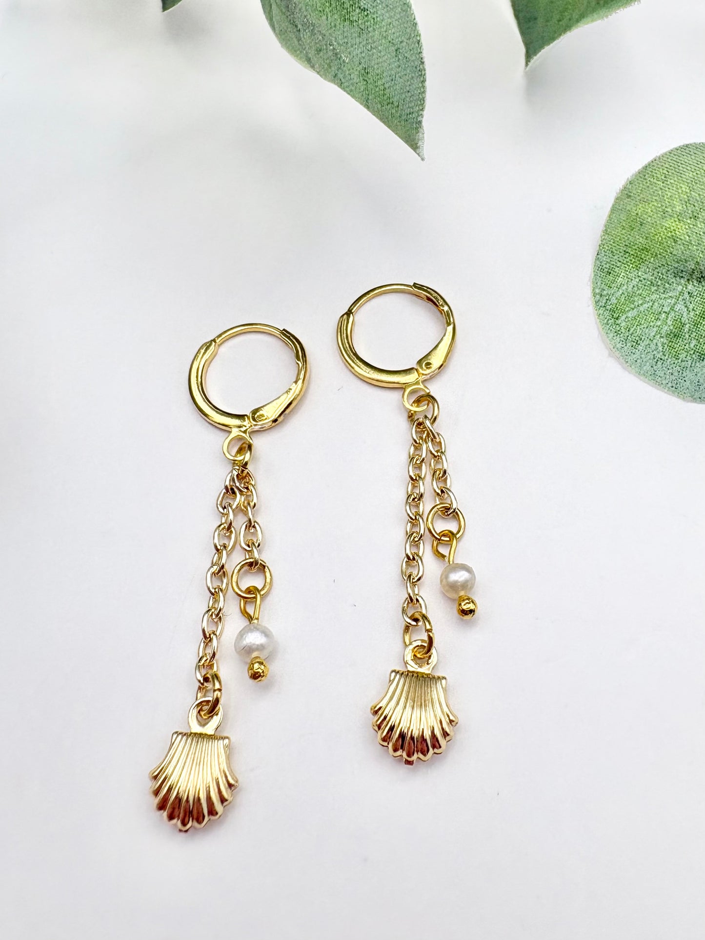 Seashell & Freshwater Pearl Drop Huggie Earrings - Gold-Plated